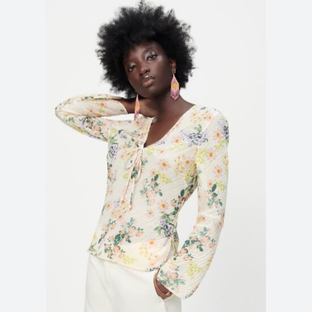 đ·Zara Floral Print Blouse NWTđ· - Picture 6 of 7